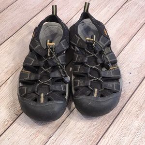 EUC Men's Size 8.5 Keen Newport Sandals